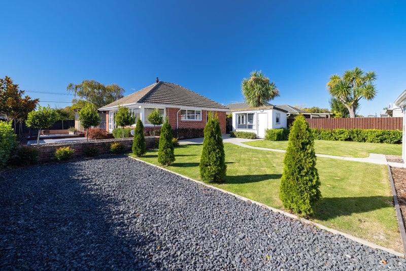 2 Pembroke Street, Avondale, Christchurch - Carousel 2