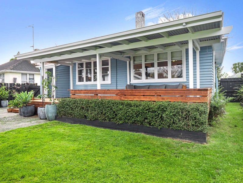125 Holland Road, Fairfield, Hamilton - Carousel 1