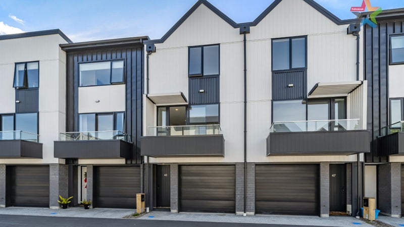 45 John Street, Petone, Lower Hutt - Carousel 1