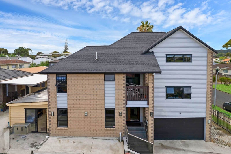 6A Caserta Place, Clover Park, Auckland - Carousel 1