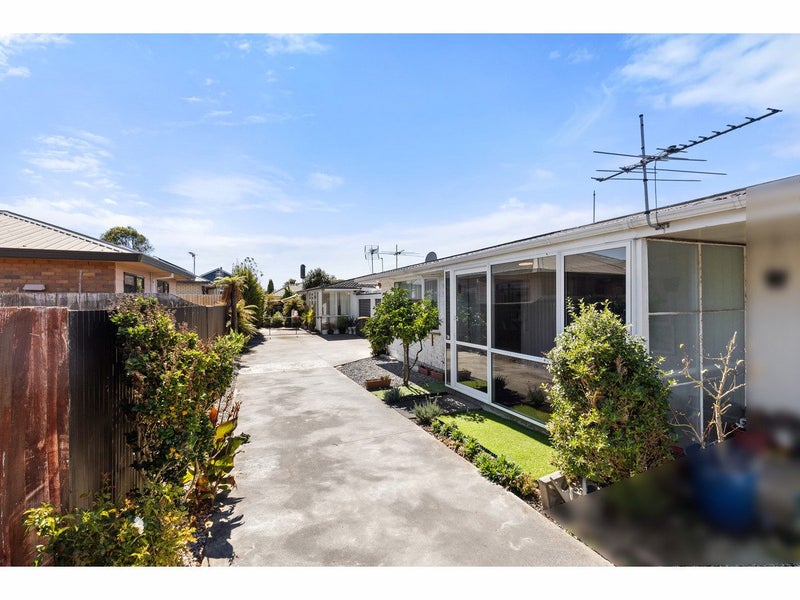 2/519 Hereford Street, Linwood, Christchurch - Carousel 1