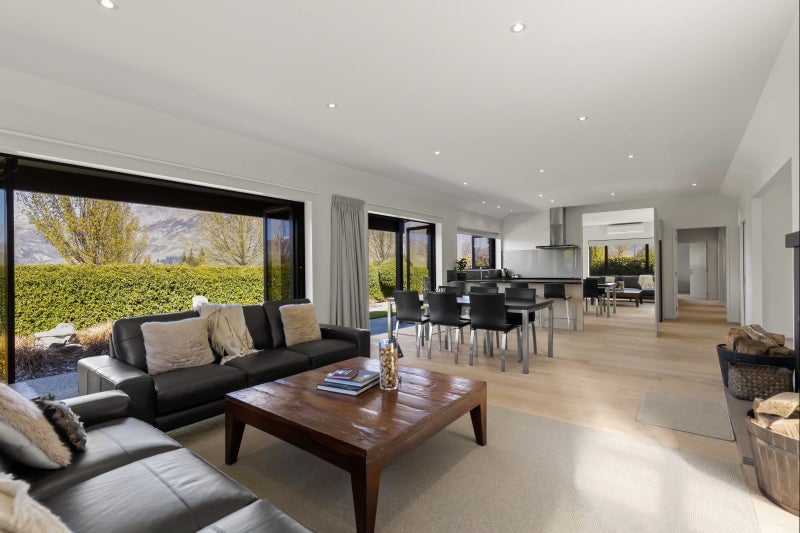 48 Ferry Hill Drive, Lower Shotover, Queenstown - Carousel 2