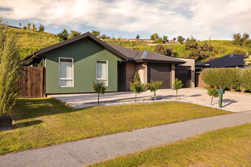 35 Woodstock RD, Lower Shotover, QUEENSTOWN - Carousel 1