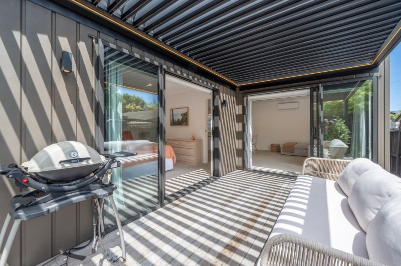 16B Cairngorm Place, Highland Park, Auckland - Carousel 2