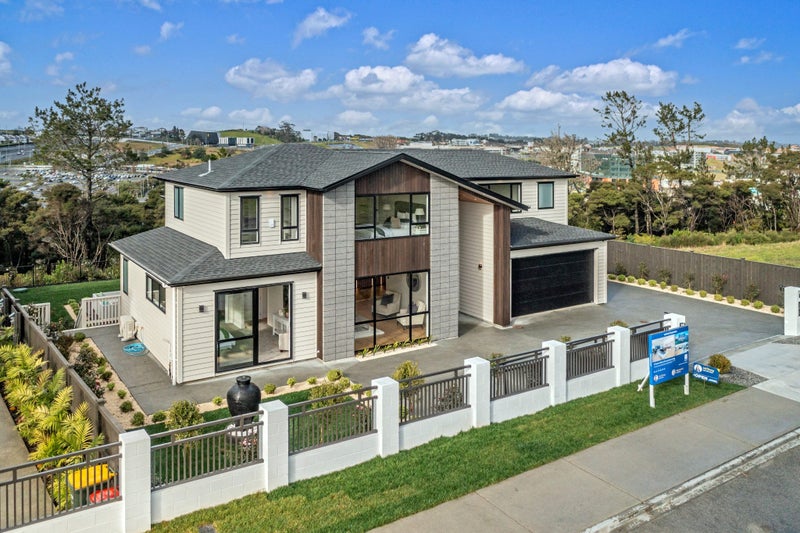 116 Kewa Road, Albany Heights, Auckland - Carousel 1