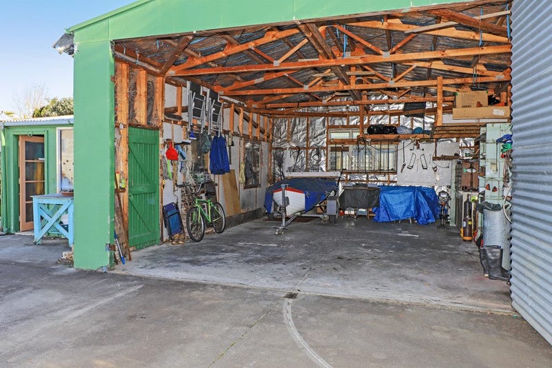 1422 Karamu Road North, Mayfair, Hastings - Carousel 21