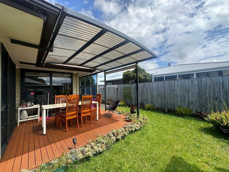 244C Rosebank Road, Avondale, Auckland - Carousel 2