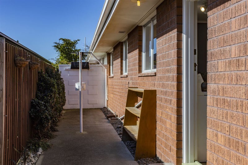 1A Bermuda Drive, Hornby, Christchurch - Carousel 12