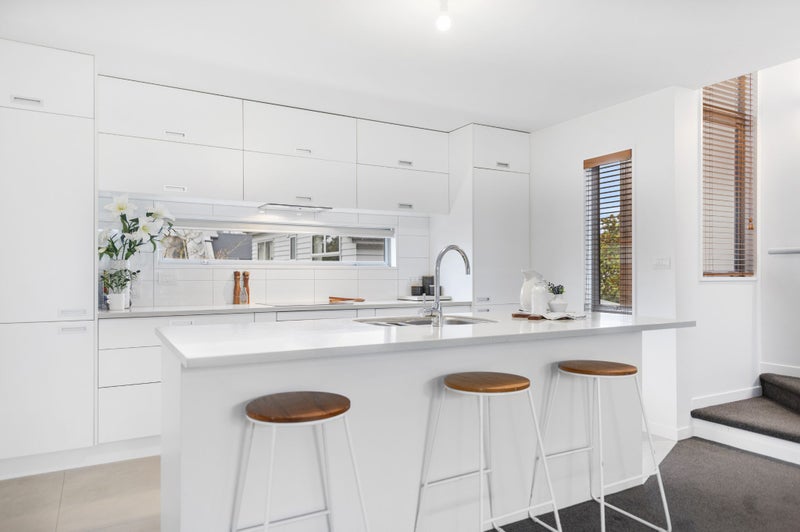 2/63 Burke Street, Addington, Christchurch - Carousel 2