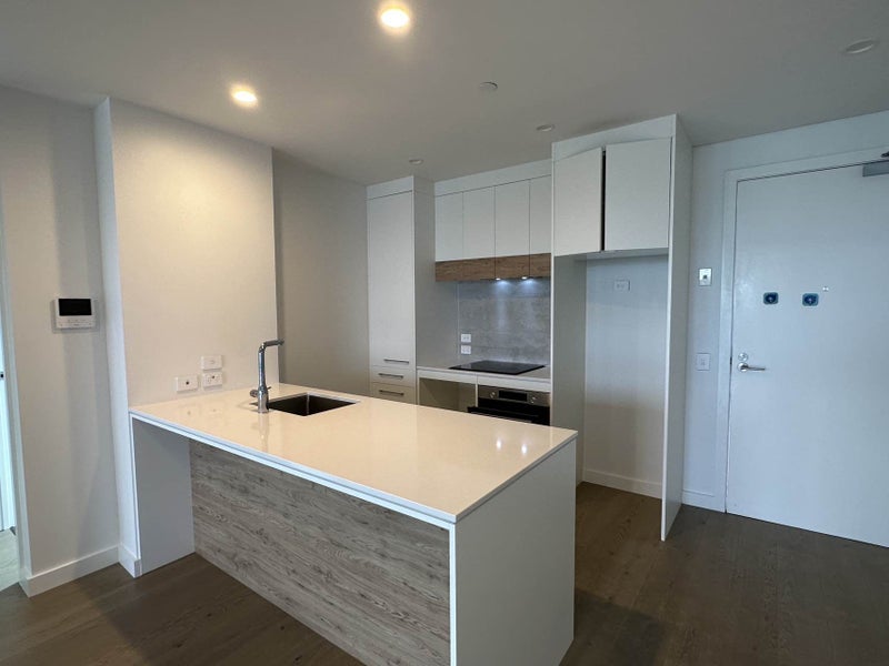 301/64 Great South Road, Remuera, Auckland - Carousel 2