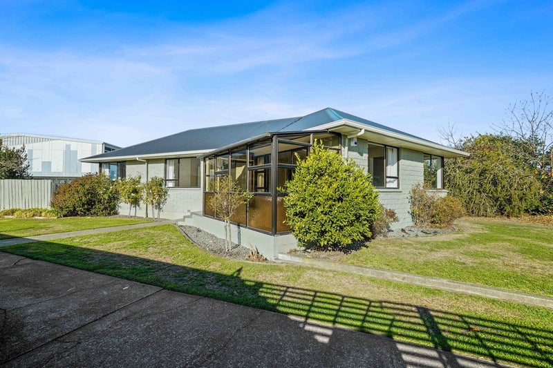 11 Whelan Place, Hei Hei, Christchurch - Carousel 2
