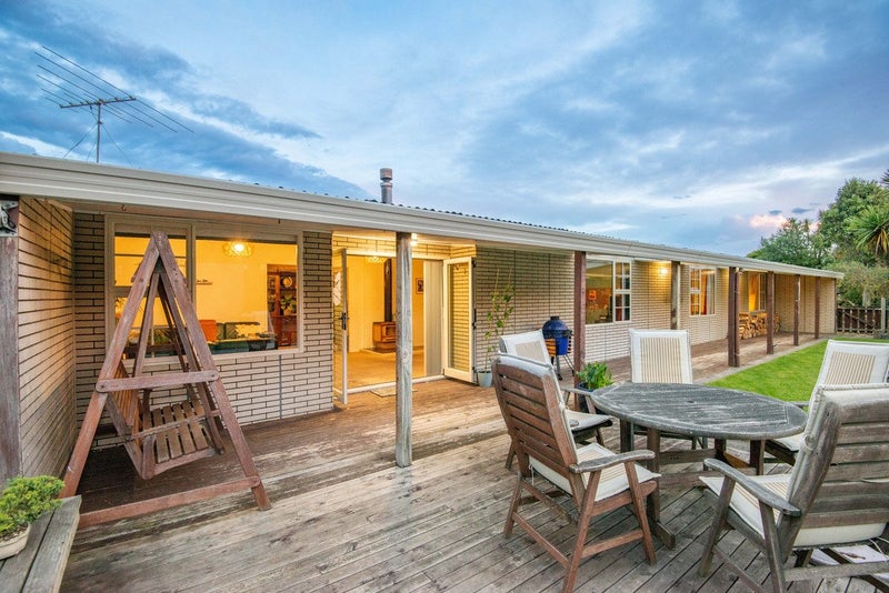 49 Walton Park Avenue, Fairfield, Dunedin - Carousel 2