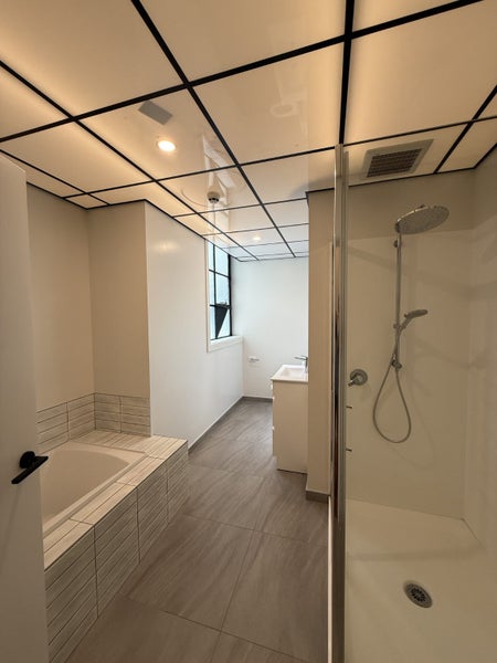 1A/40 Cuba Street, Te Aro, Wellington - Carousel 2