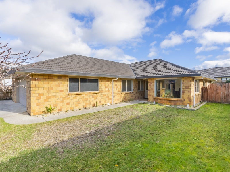 50 Campion Road, Waikanae Beach, Waikanae - Carousel 1