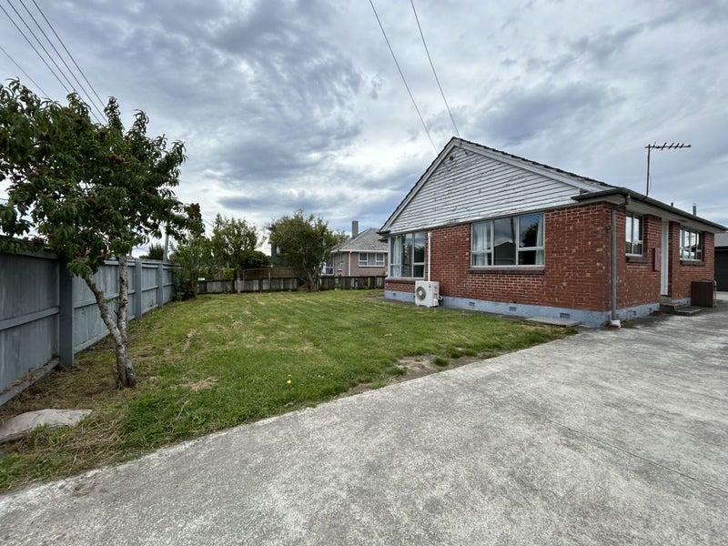 28 Fenchurch Street, Redwood, Christchurch - Carousel 1