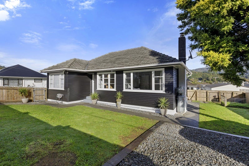38 Petrie Street, Wainuiomata, Lower Hutt - Carousel 2