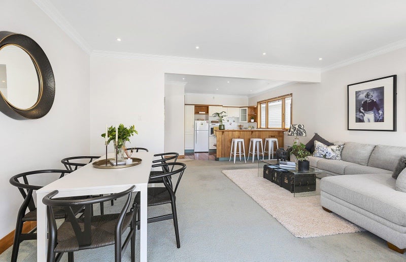 8 Strathavon Road, Miramar, Wellington - Carousel 2