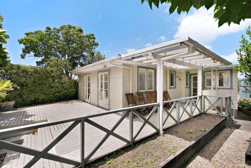 115 Methuen Road, New Windsor, Auckland - Carousel 1