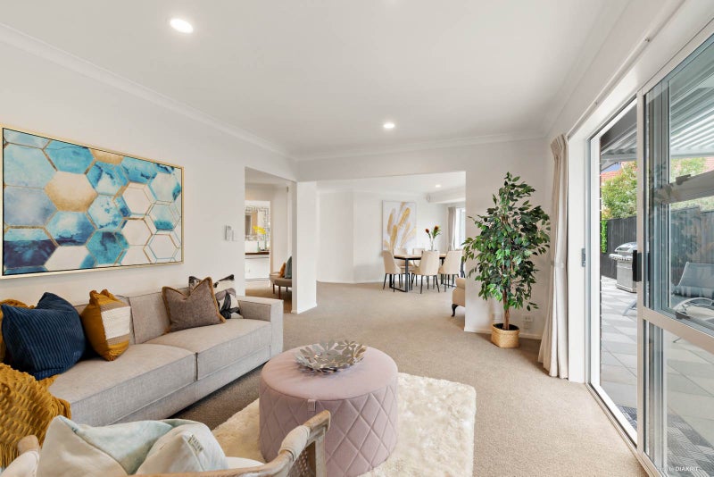 2/7 Tumbridge Place, Somerville, Manukau - Carousel 2