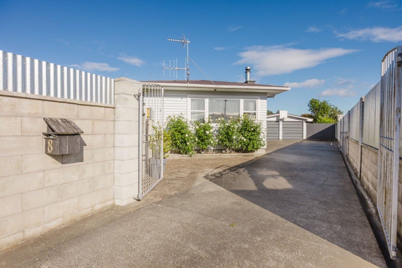 8 Corbett Place, Onekawa, Napier - Carousel 2