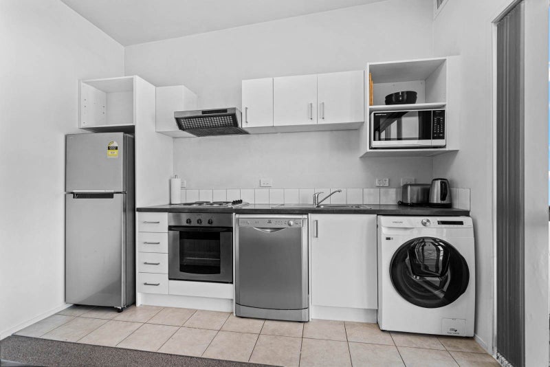 305/10 Flower Street, Eden Terrace, Auckland - Carousel 2