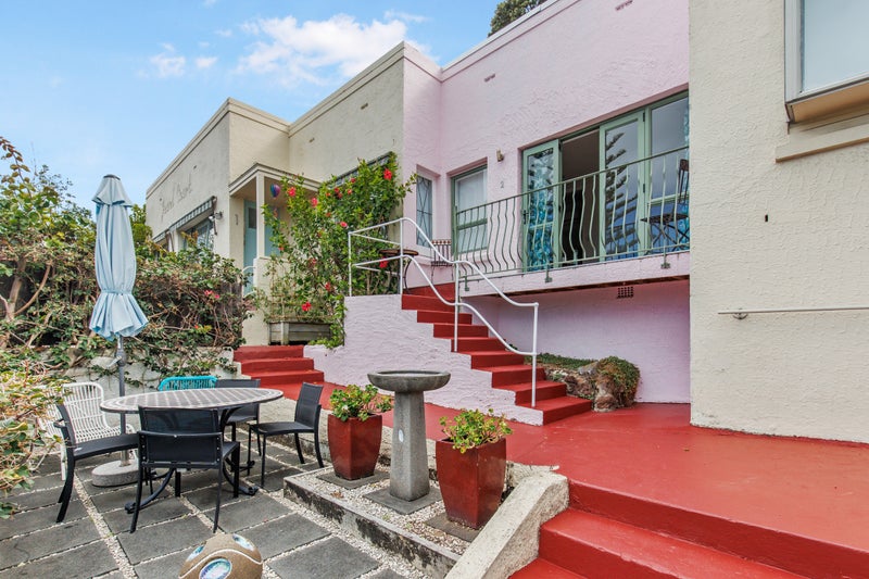 2/23 Kohimarama Road, Kohimarama, Auckland - Carousel 1