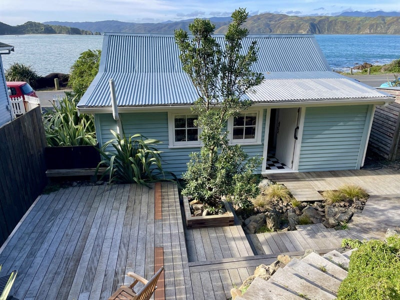 171 Breaker Bay Road, Breaker Bay, Wellington - Carousel 1