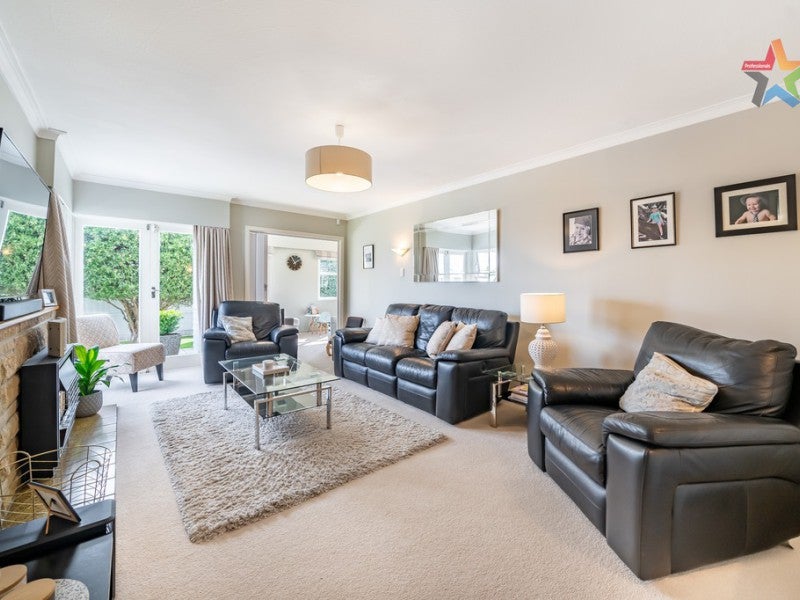 18 Tennyson Avenue, Avalon, Lower Hutt - Carousel 2