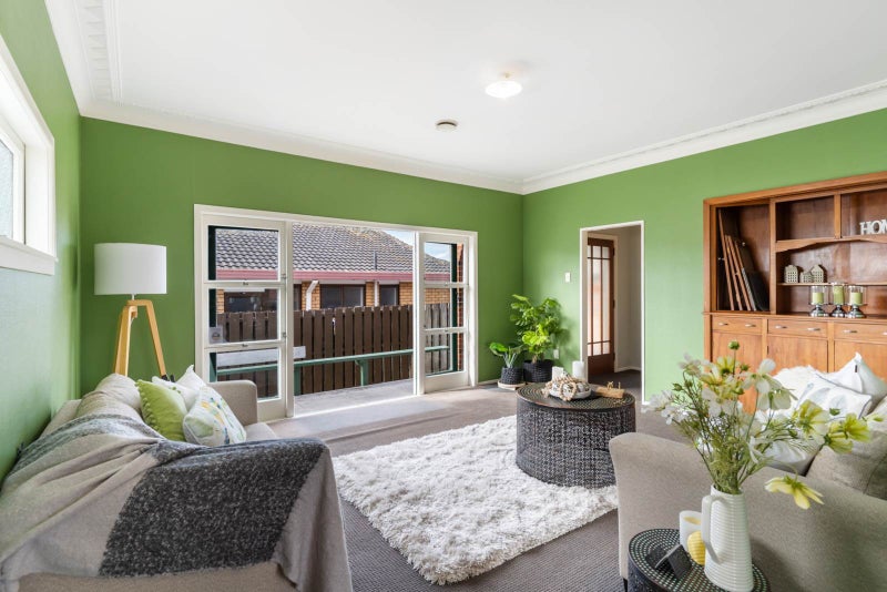 2/8 Kingswood Road, Papatoetoe, Auckland - Carousel 2