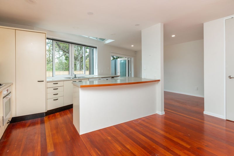 6/13 Hepburn Street, Freemans Bay, Auckland - Carousel 2
