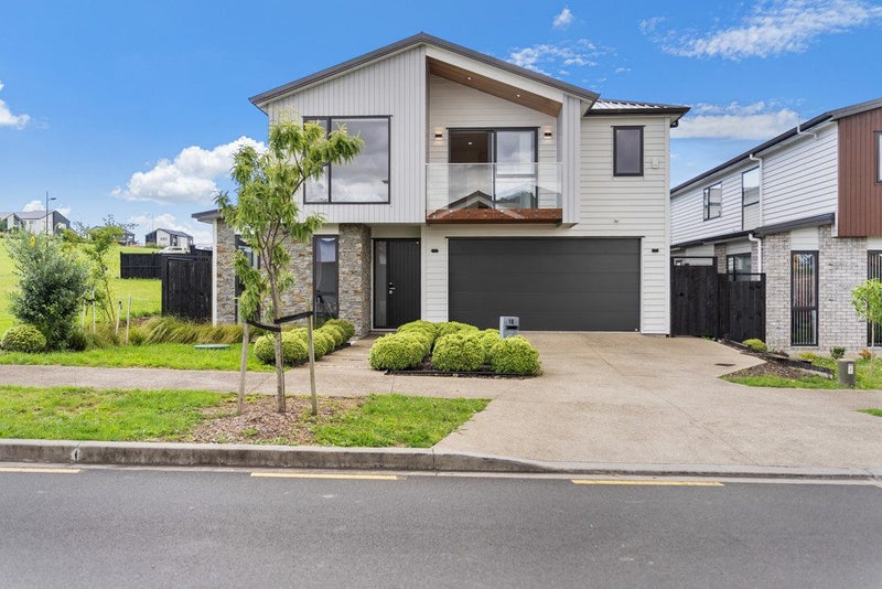 18 Seagreen Avenue, Rosehill, Papakura - Carousel 1
