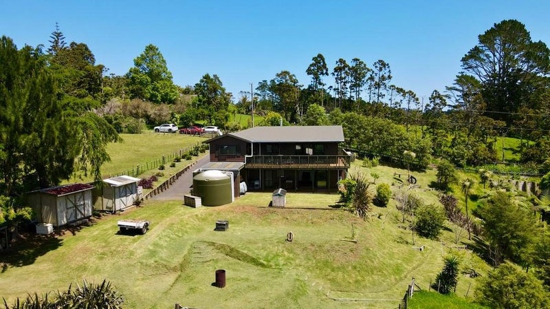 394A Wairere Road, Waitākere, Auckland - Carousel 1