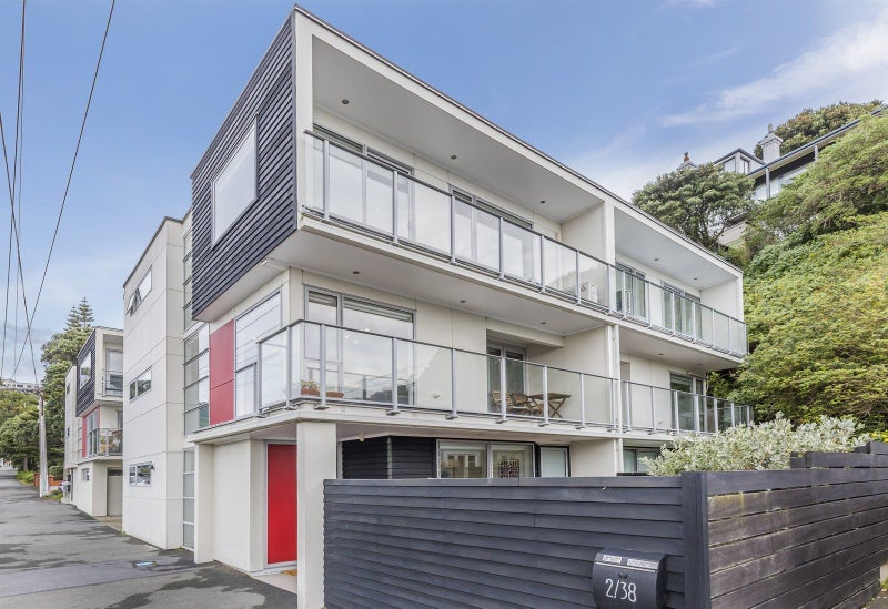 1/38 Ferry Street, Seatoun, Wellington - Carousel 2