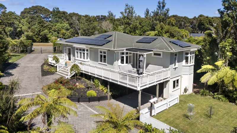 10 Tawari Road, Henderson Valley, Auckland - Carousel 1