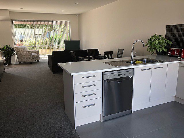 76 Kuaka Drive, Takanini, Auckland - Carousel 2