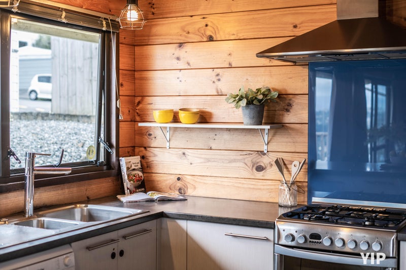 60 Nalanda Crescent, Broadmeadows, Wellington - Carousel 2