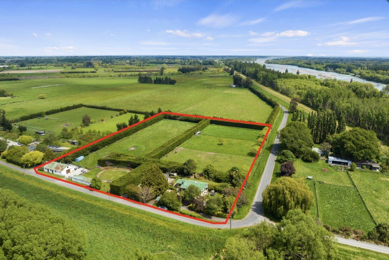 71 Coutts Island Road, Belfast - Carousel 1