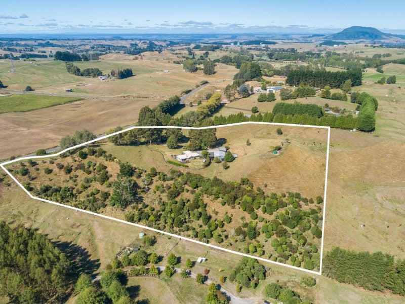 1083 Poihipi Road, Taupo - Carousel 18