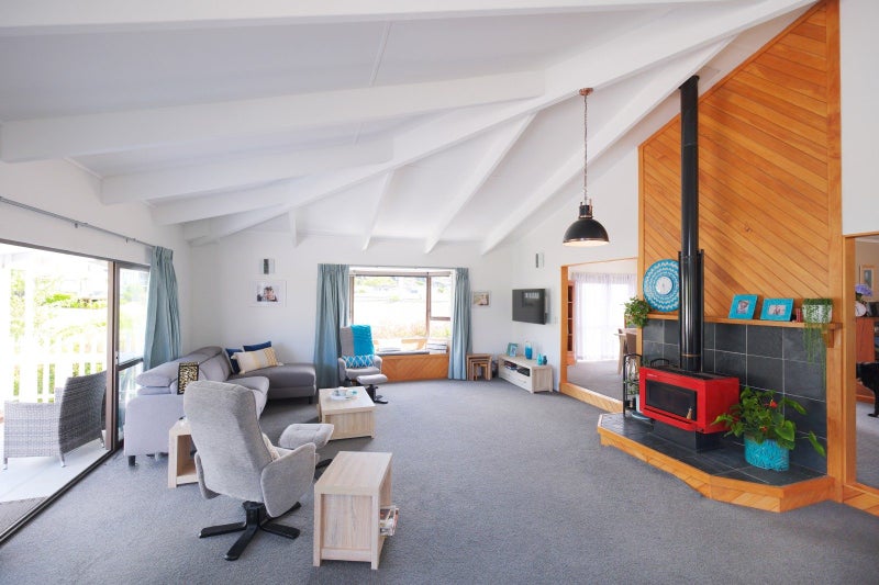 117 Wakeman Road, Acacia Bay, Taupo - Carousel 2