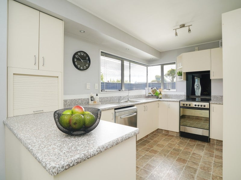 15 Nelson Street, Georgetown, Invercargill - Carousel 2