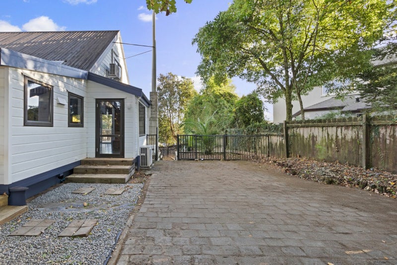 955 River Road, Queenwood, Hamilton - Carousel 2