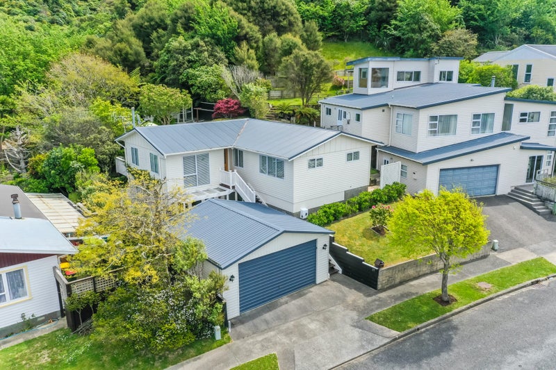 37 McGowan Road, Wainuiomata, Lower Hutt - Carousel 1
