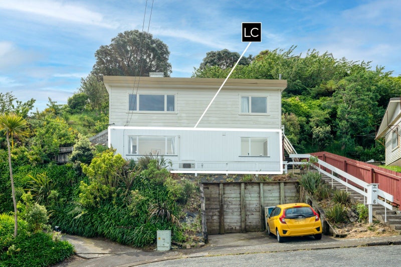 1/6 Montreal Grove, Kingston, Wellington - Carousel 1