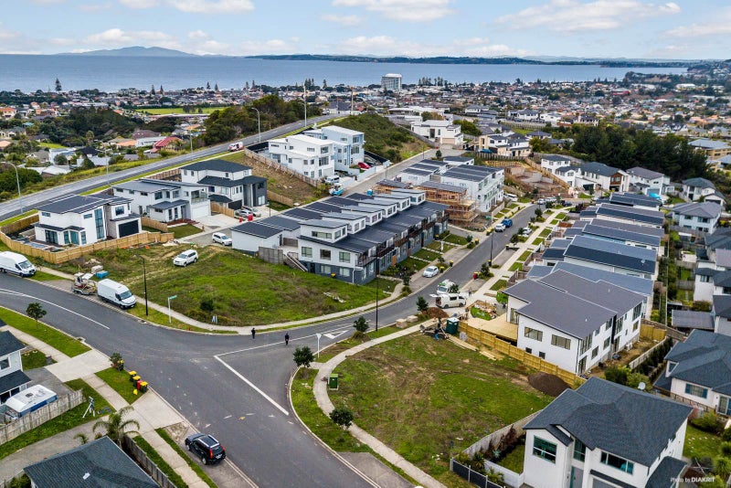 49 Ascension Crescent, Orewa, Orewa - Carousel 2