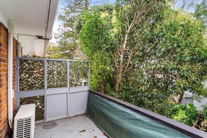 4/162 Onewa Road, Northcote, Auckland - Carousel 25