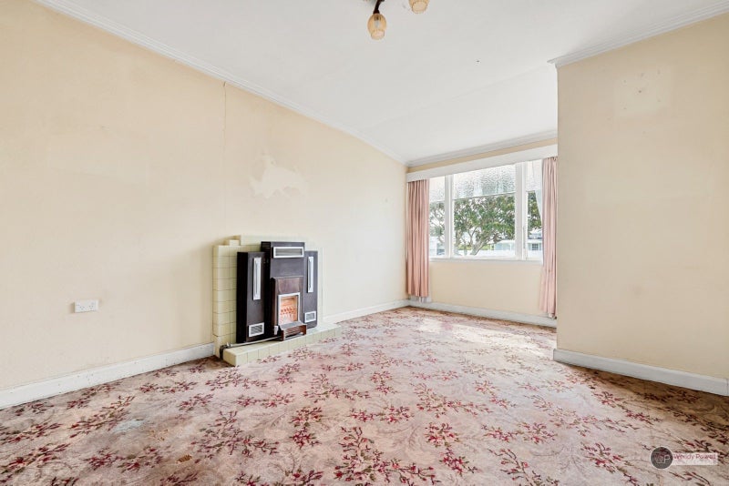 8 Manchester Street, Petone, Lower Hutt - Carousel 2