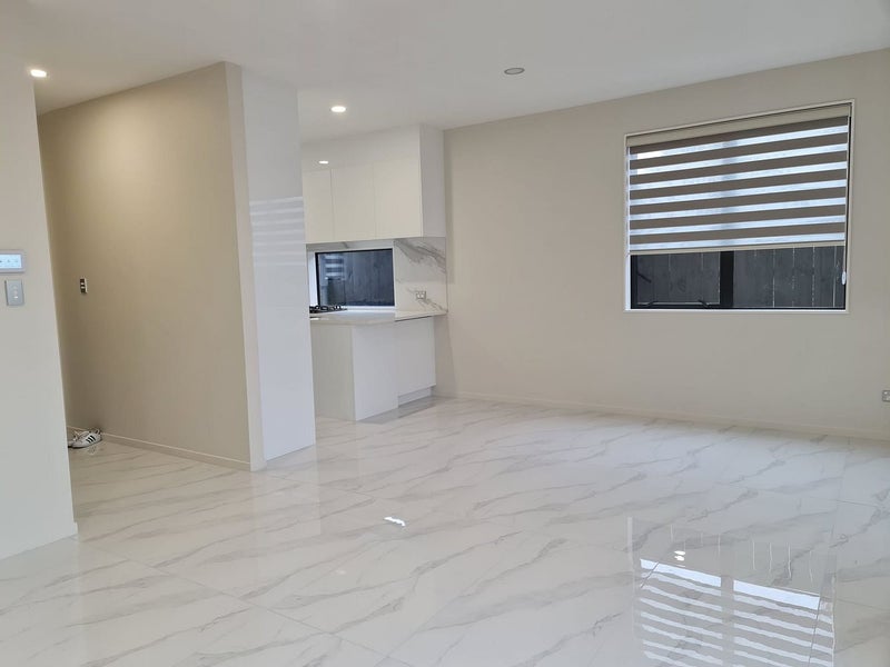 4/532 Glenfield Road, Glenfield, Auckland - Carousel 1