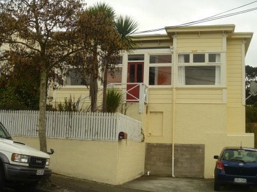 2B Stanley Street, Berhampore, Wellington - Carousel 1