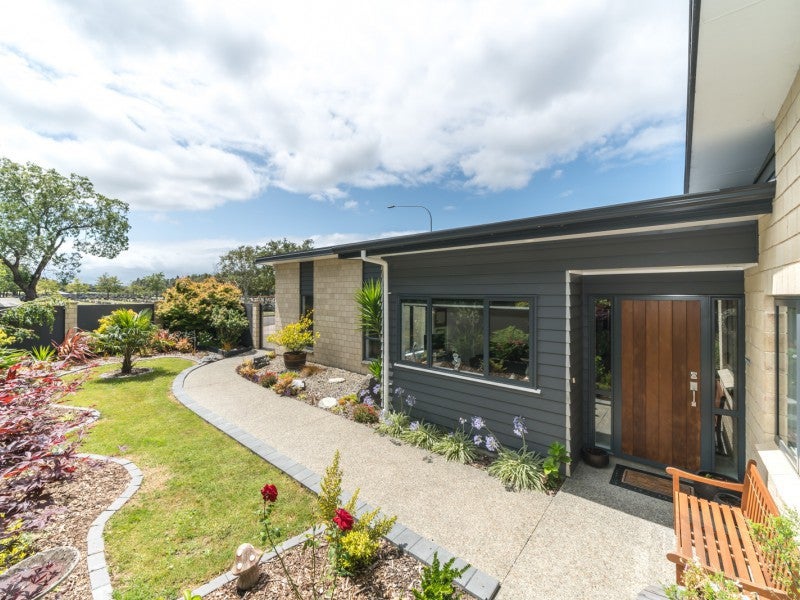 101 James Line, Kelvin Grove, Palmerston North - Carousel 2