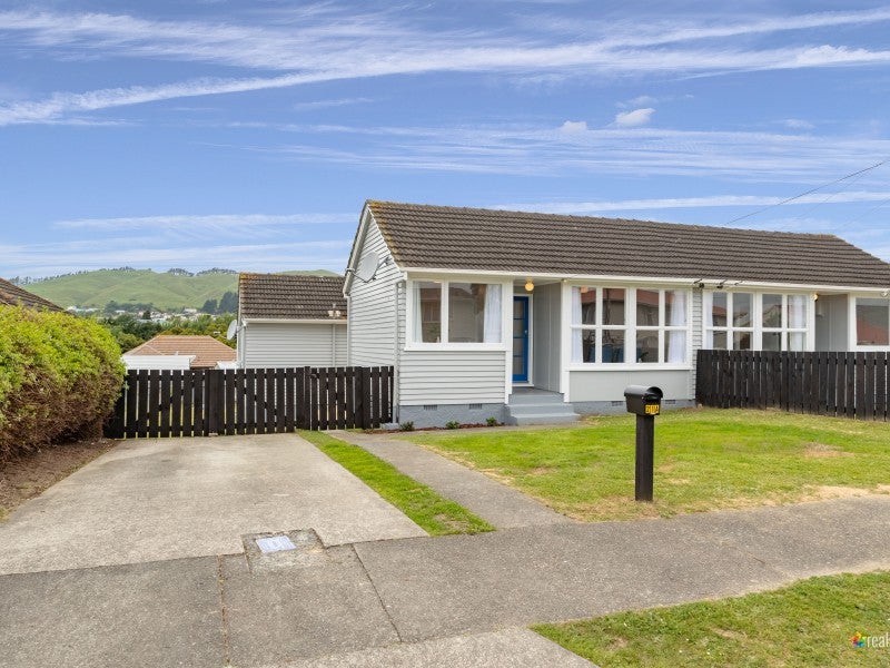21A Miranda Street, Cannons Creek, Porirua - Carousel 1